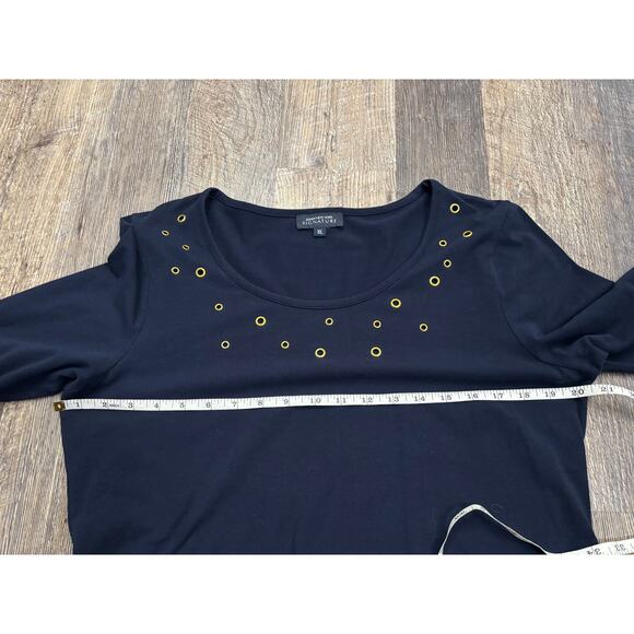 Jones New York Signature Navy Top with Gold Eyelets XL - Picture 4 of 5